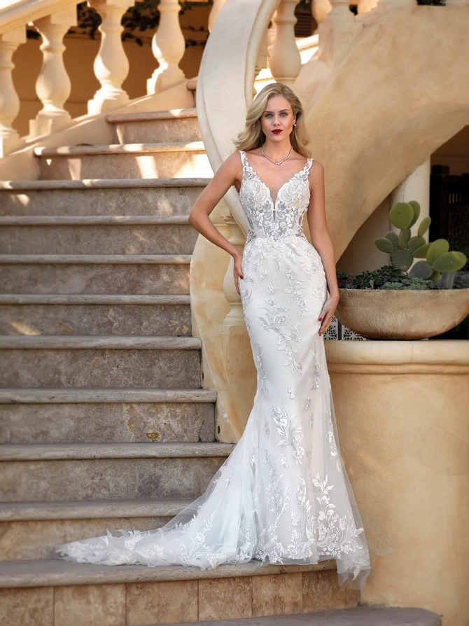 Demetrios | White Canvas Bride - 1222 | White Canvas Bridal