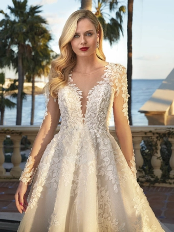 Demetrios 1247 #2 frontface vertical cropped thumbnail