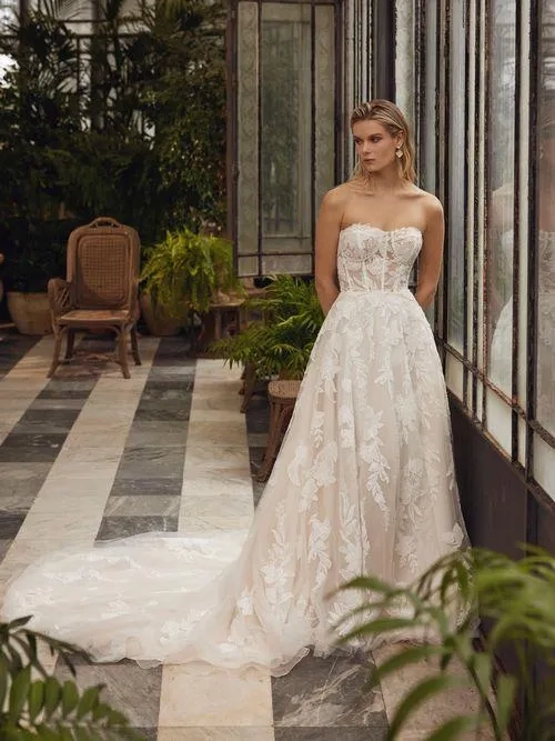 Demetrios 1298 Default Thumbnail Image