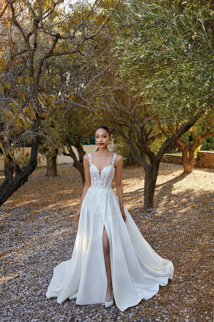 Demetrios 200155 #1 frontface vertical picture