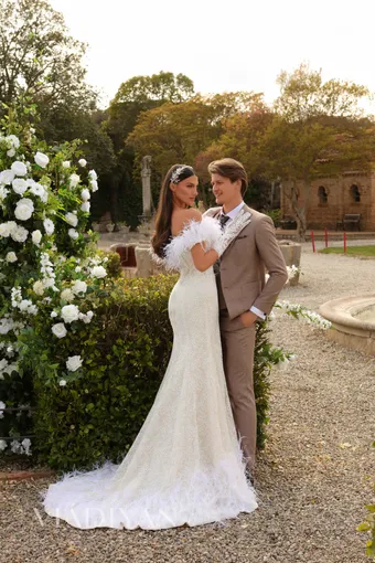 Vladiyan 2457 #2 default backface vertical thumbnail