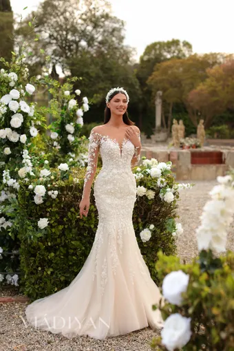 Vladiyan 2463 #0 default frontface vertical thumbnail