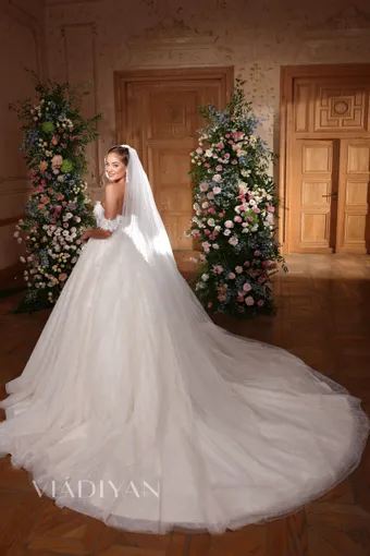 Vladiyan 2509 #1 default backface vertical thumbnail