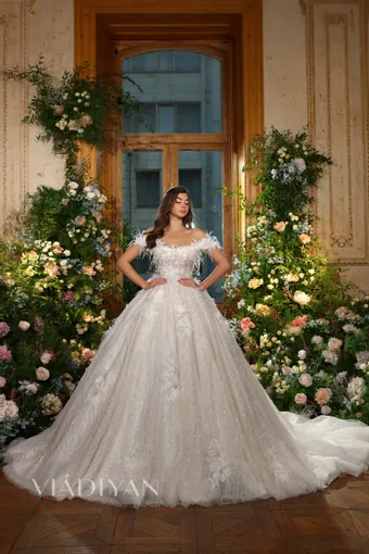 Vladiyan 2522 #0 default frontface vertical thumbnail