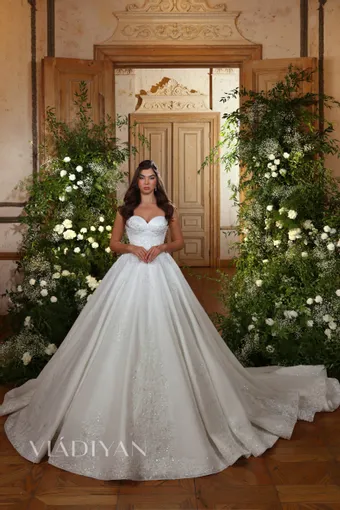 Vladiyan 2546 #0 default frontface vertical thumbnail