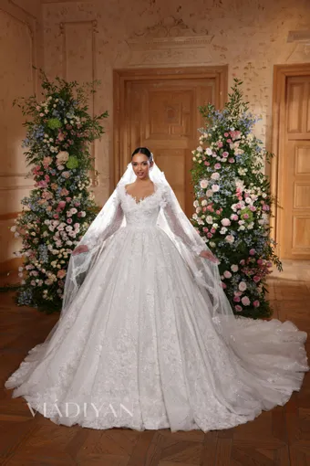 Vladiyan 2548 #0 default frontface vertical thumbnail