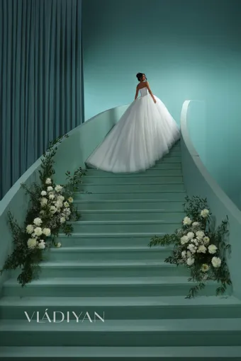 Vladiyan 2606 #2 default backface vertical thumbnail