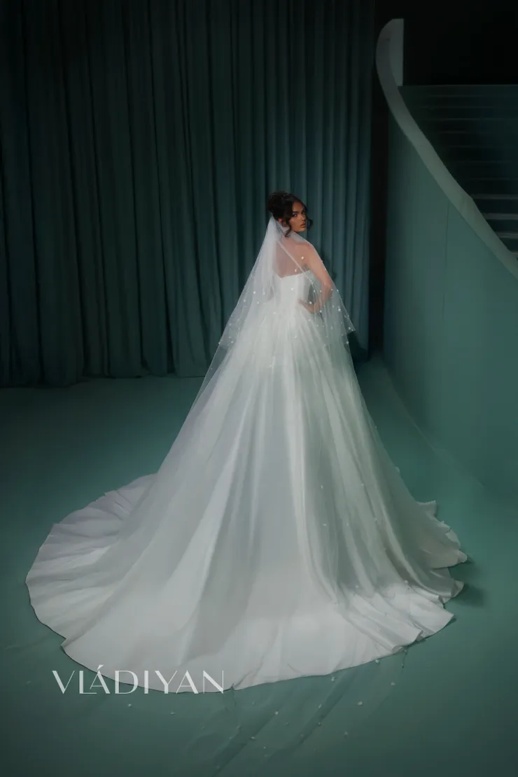 Vladiyan 2608 #1 default backface vertical picture