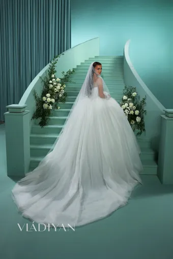 Vladiyan 2612 #1 default backface vertical thumbnail