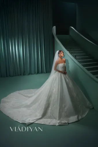 Vladiyan 2621 #0 default frontface vertical thumbnail