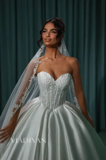 Vladiyan 2628 #2 frontface vertical cropped thumbnail