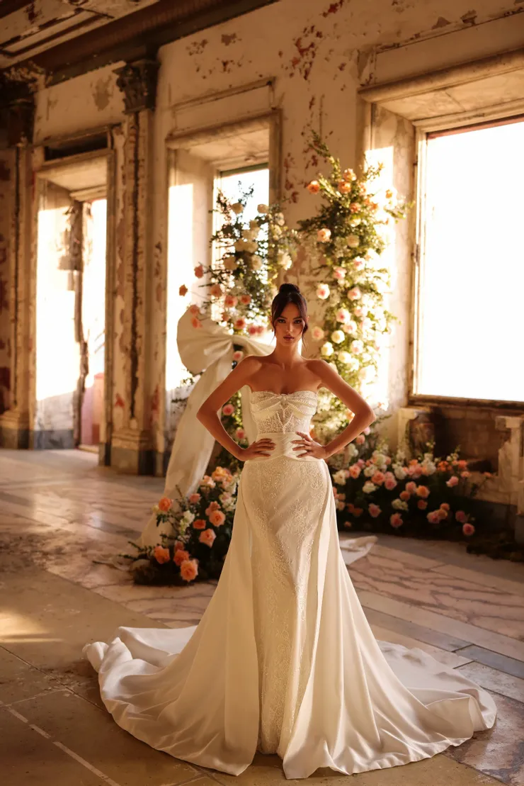 Victoria Soprano Alba #1 frontface vertical picture