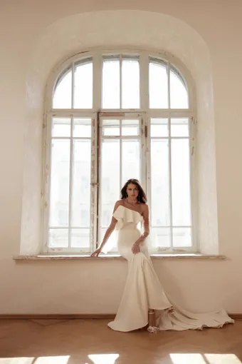 Victoria Soprano Allure #2 frontface vertical cropped thumbnail