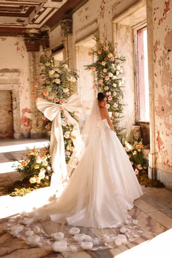 Victoria Soprano Anabelle #2 default backface vertical thumbnail