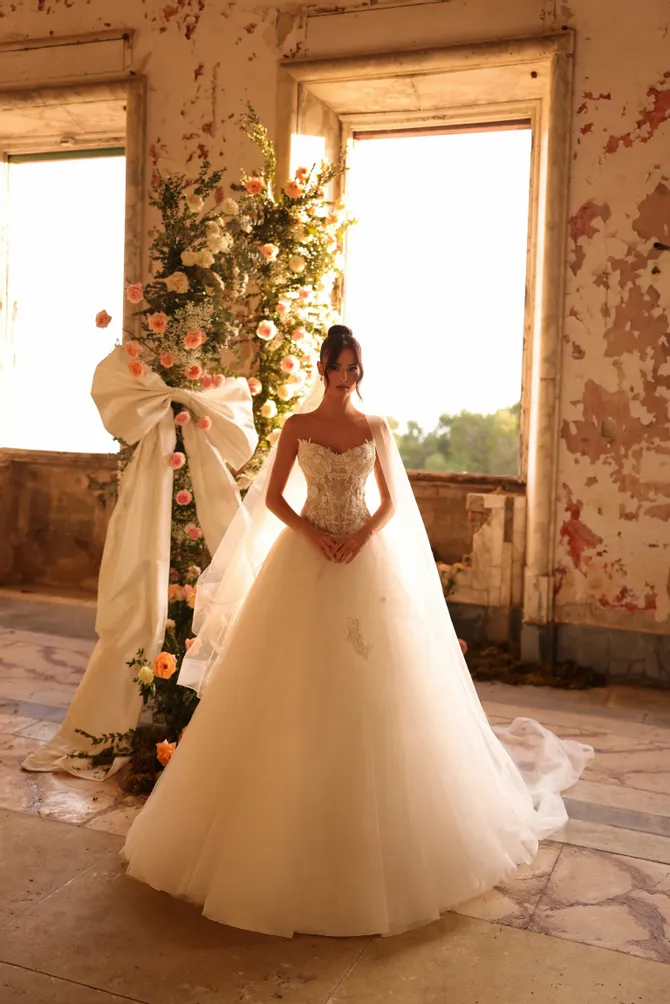 Victoria Soprano | White Canvas Bride - Arbery | White Canvas Bridal