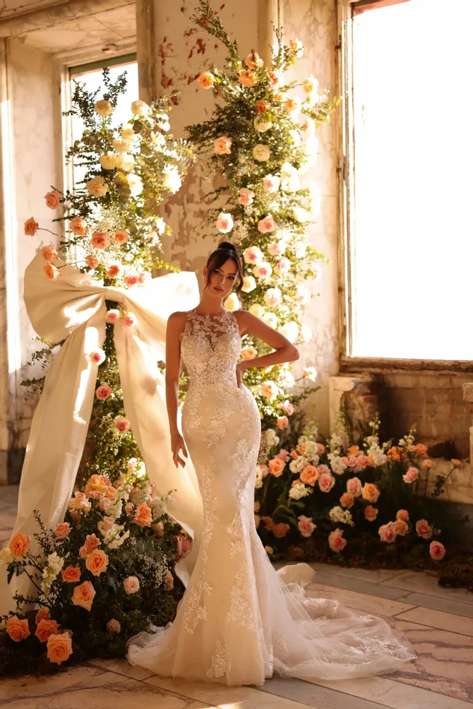 Victoria Soprano | White Canvas Bride - Bessa | White Canvas Bridal