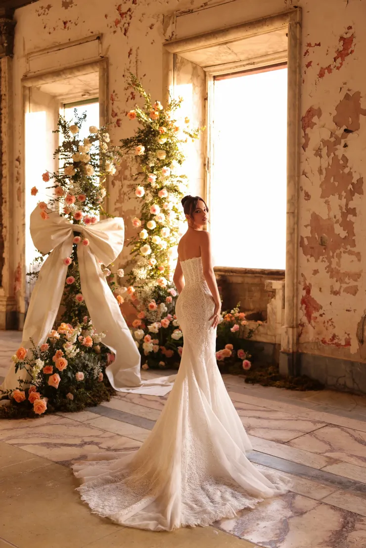 Victoria Soprano Bora #1 default backface vertical picture