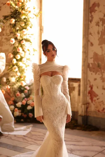 Victoria Soprano Bora #2 frontface vertical cropped thumbnail