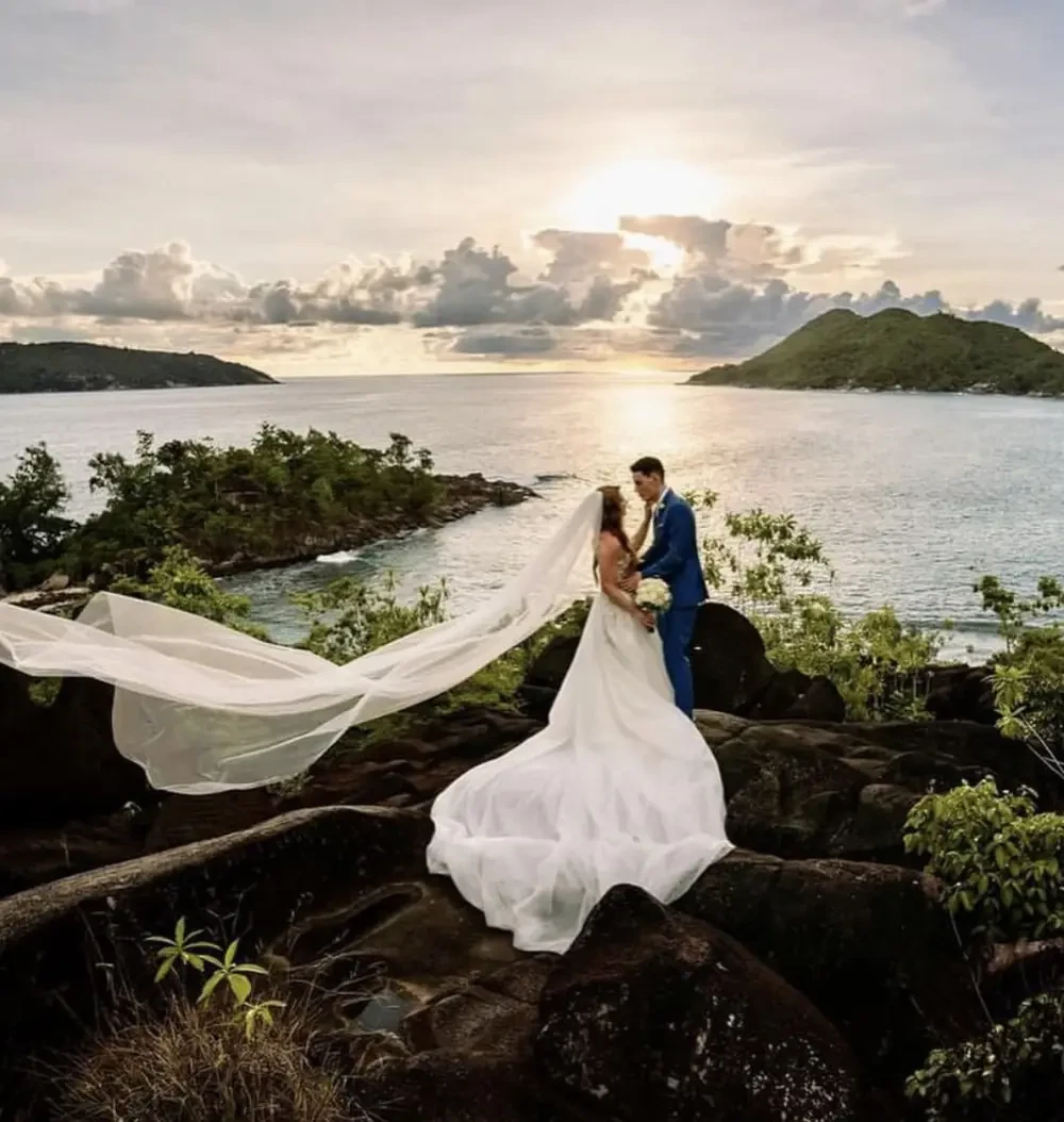 Gallery Image #slidesGrid27