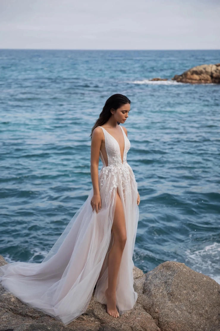 Yedyna Chantal #1 vertical picture