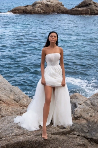 Yedyna Emily #1 vertical thumbnail