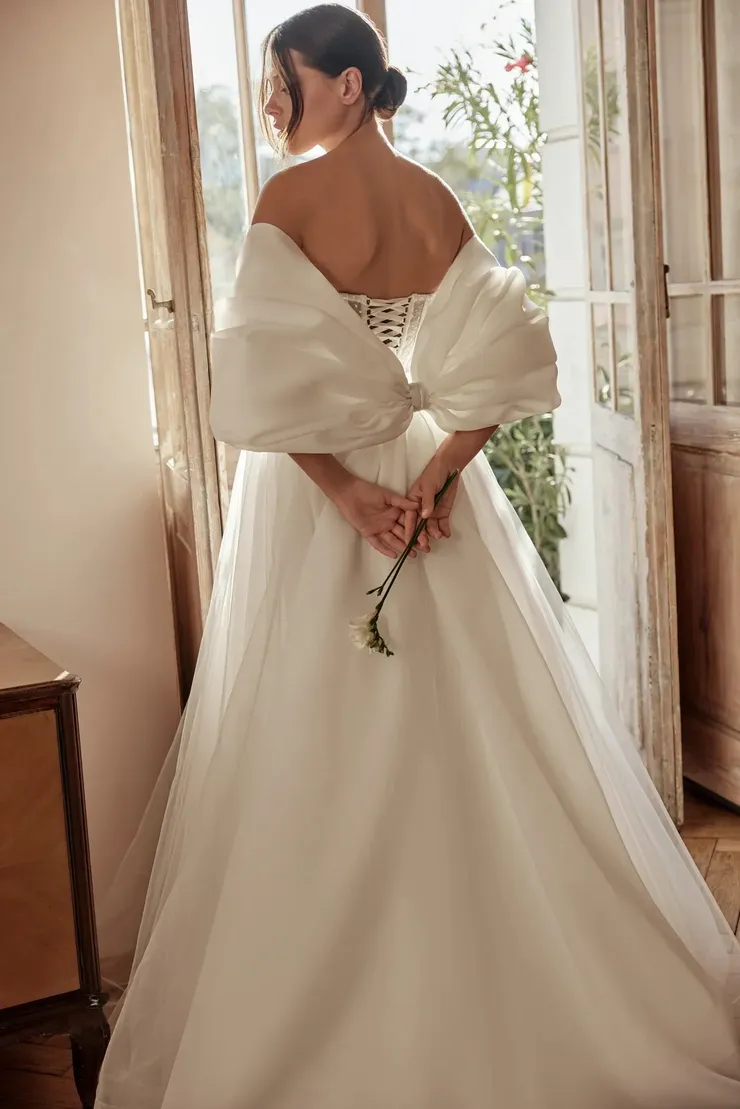 Victoria Soprano Gabrielle #1 default backface vertical picture