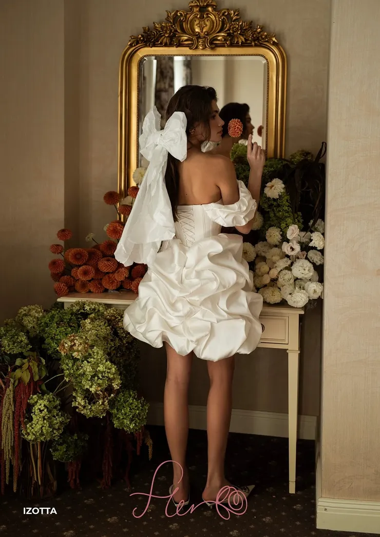 Fler Izotta #1 default backface vertical picture