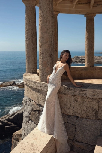 Yedyna Laura #0 default frontface vertical thumbnail