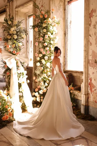 Victoria Soprano Lotus #2 default backface vertical thumbnail