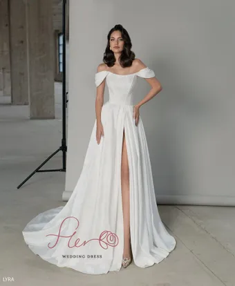 Fler Lyra #0 default frontface vertical thumbnail