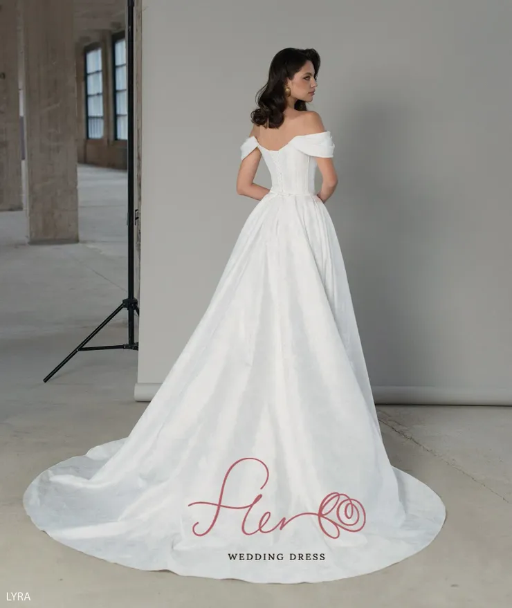 Fler Lyra #1 default backface vertical picture