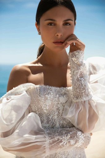 Yedyna Margot #5 vertical thumbnail