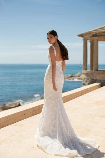 Yedyna Margot #6 default backface vertical thumbnail