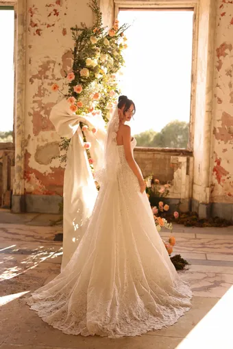 Victoria Soprano Mariella #1 default backface vertical thumbnail