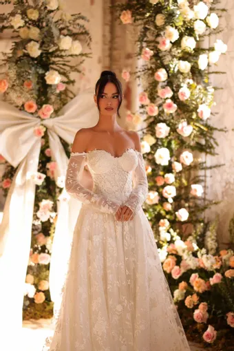 Victoria Soprano Medlin #2 frontface vertical cropped thumbnail