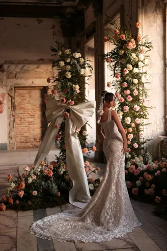 Victoria Soprano Mirlinda #1 default backface vertical thumbnail