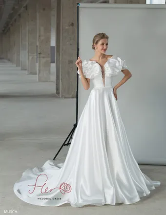 Fler Musca #0 default frontface vertical thumbnail