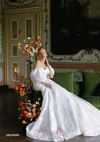 Fler Orchidee #3 frontface vertical cropped thumbnail