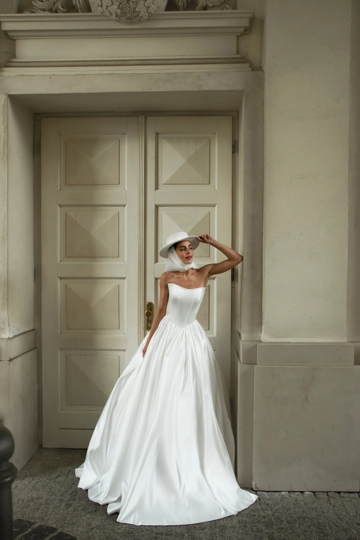 Fler Saragosa #1 frontface vertical picture