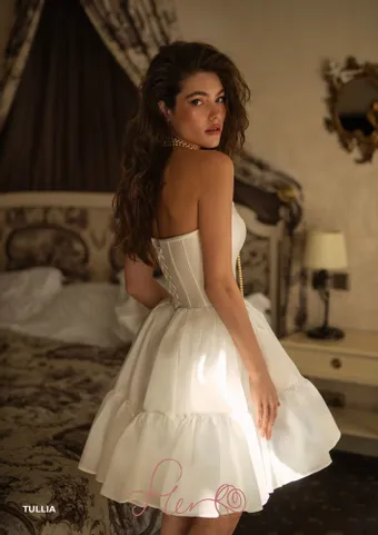 Fler Tullia #2 default backface vertical thumbnail