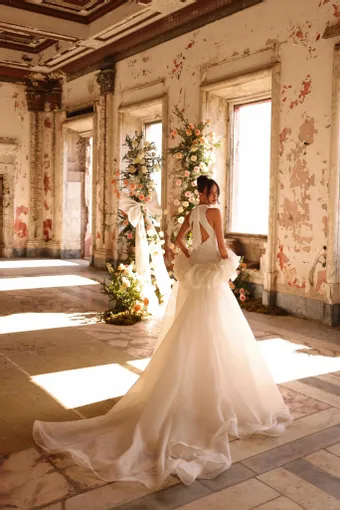 Victoria Soprano Valbona #2 default backface vertical thumbnail