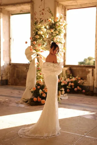 Victoria Soprano Valmira #1 default backface vertical thumbnail