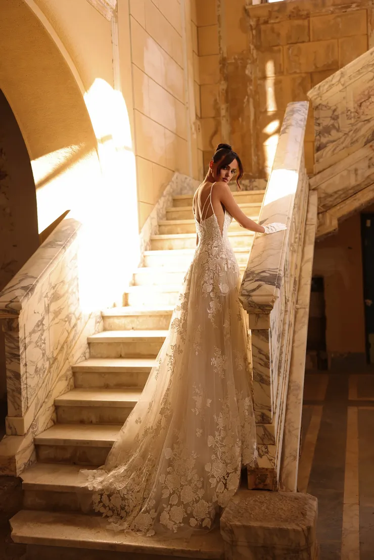 Victoria Soprano Veton #1 default backface vertical picture